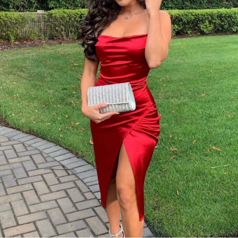 BRAND NEW Windsor “Lillyane” Formal Satin Asymmetrical Midi Dress